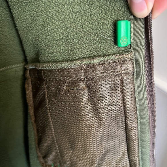 Rare vintage Lululemon plaid zip-up hoodie - Picture 11 of 16